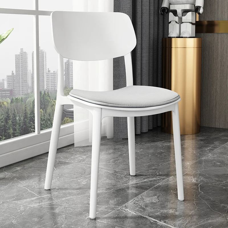 Kitchen Plastic Dining Chairs Nordic Modern European Home Dining Chairs Ultralight Trendy Sillas Comedor Garden Furniture Sets